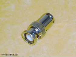 Connecteur BNC mâle pour coax 5-6 mm
